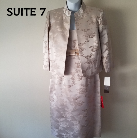 🔥NWT Suite 7 Silk Suit - Picture 3 of 12